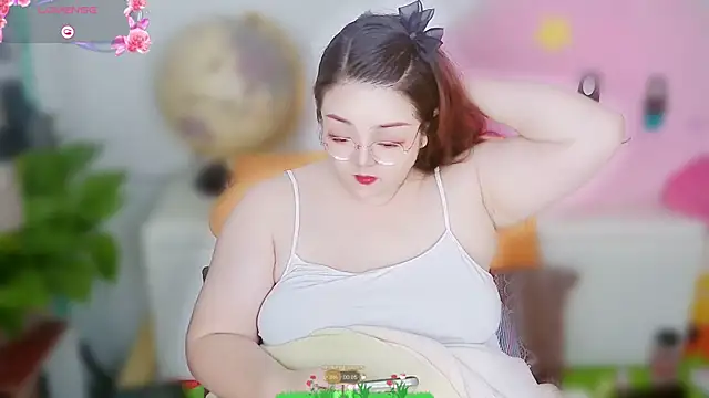 Weiwei5200 online show from 8, 11, 2025