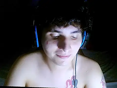 Snapshot of Charley_quin chatting on 1, 4, 2026 Charley quin online show from 1, 4, 2026