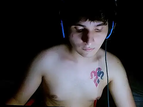 Snapshot of Charley_quin chatting on 2, 4, 2026 Charley quin online show from 2, 4, 2026