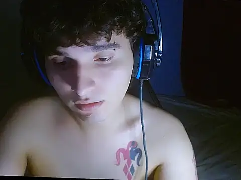 Snapshot of Charley_quin chatting on 5, 4, 2026 Charley quin online show from 5, 4, 2026