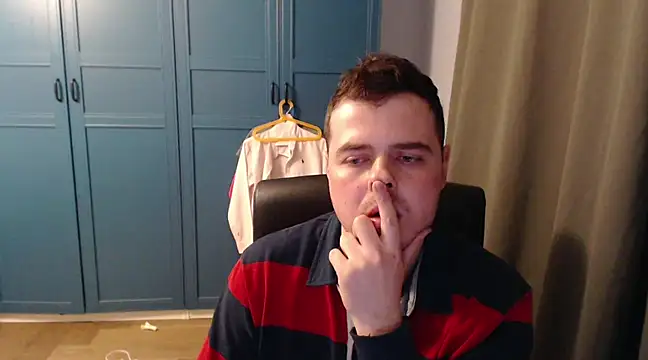 Snapshot of CuteMan33 chatting on 20, 2, 2025 CuteMan33 online show from 20, 2, 2025