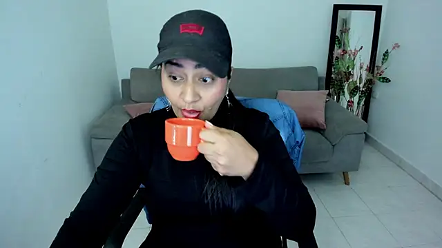 Adele Sweett online show from 3, 11, 2025