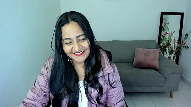 Adele Sweett online show from 10, 11, 2025