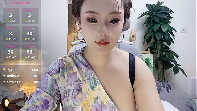 ChuChu1991 online show from 13, 12, 2024
