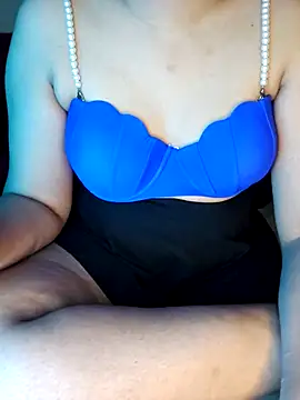 Olivia3 online show from 3, 11, 2025