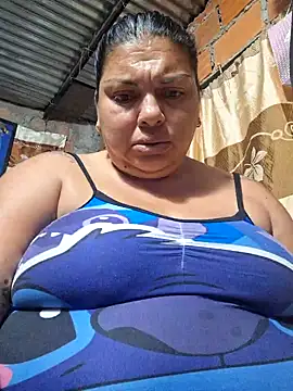 Snapshot of chubby_sexy_big_tits chatting on 2, 3, 2025 chubby sexy big tits online show from 2, 3, 2025