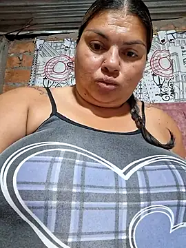 chubby sexy big tits online show from 1, 11, 2025