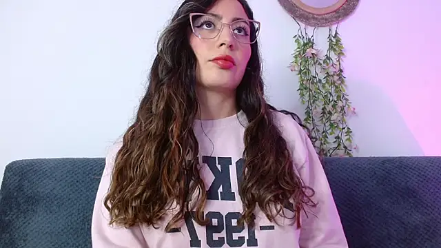 Kendal Mosk online show from 4, 2, 2026