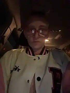 Stonermama666420 online show from 1, 2, 2026