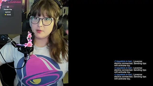 Snapshot of HannahCastle96 chatting on 19, 2, 2026 HannahCastle96 online show from 19, 2, 2026