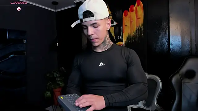 Snapshot of Flynn_Riider chatting on 24, 9, 2025 Flynn Riider online show from 24, 9, 2025