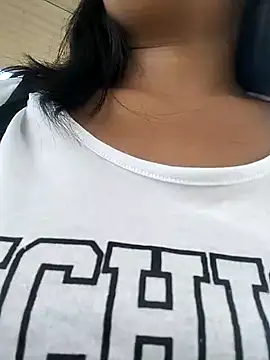 Danna-linyi online show from 17, 2, 2025