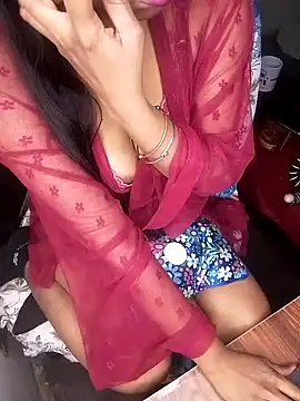 Snapshot of hinaa_khan chatting on 18, 1, 2025 hinaa khan online show from 18, 1, 2025