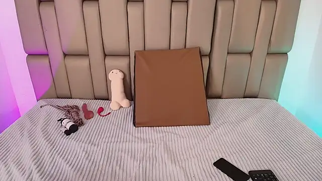  sowy venus  online show from 13, 11, 2025