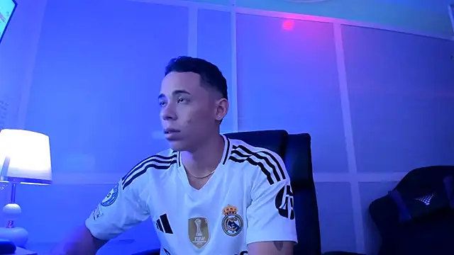 Snapshot of briambrows chatting on 30, 1, 2025 briambrows online show from 30, 1, 2025