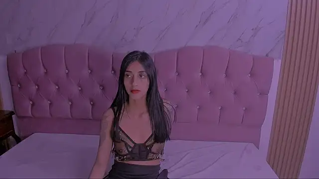 melissa white18 online show from 22, 1, 2025