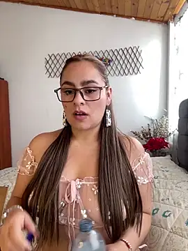 Gabriela-Parker  online show from 13, 2, 2025