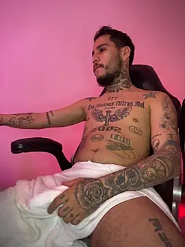 Junihn0 online show from 17, 11, 2025