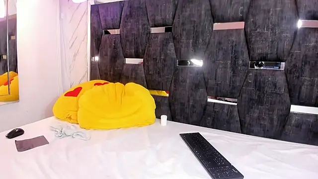 Snapshot of AlazSanna1 chatting on 30, 1, 2025 AlazSanna1 online show from 30, 1, 2025