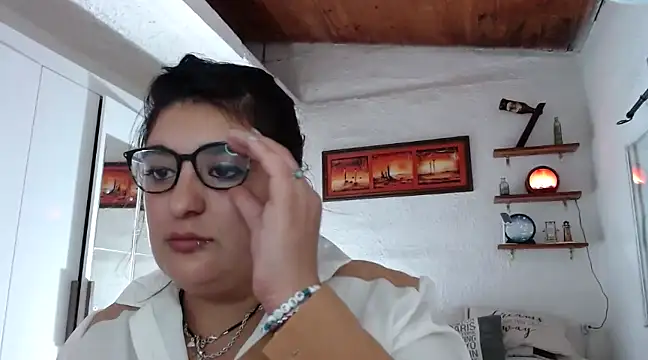 Snapshot of infiernowoman23 chatting on 25, 12, 2024 infiernowoman23 online show from 25, 12, 2024