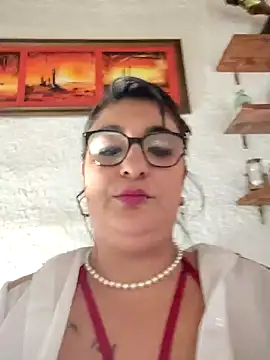 Snapshot of infiernowoman23 chatting on 4, 1, 2025 infiernowoman23 online show from 4, 1, 2025