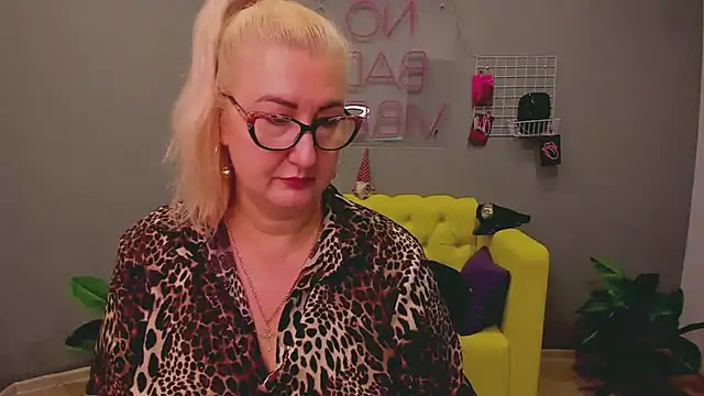 ChristyBrooks online show from 31, 1, 2025