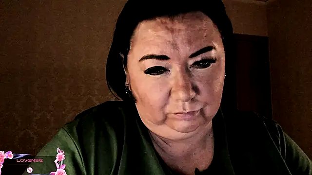 Snapshot of SexxyDreams1 chatting on 5, 12, 2025 SexxyDreams1 online show from 5, 12, 2025