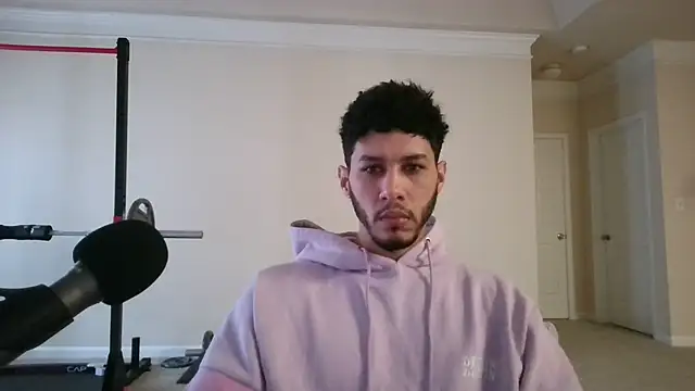 Snapshot of DamnKevin chatting on 4, 1, 2025 DamnKevin online show from 4, 1, 2025