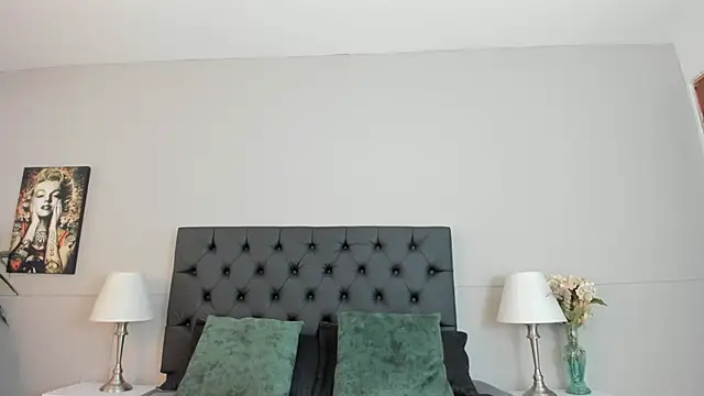 Robin Rief online show from 15, 10, 2025