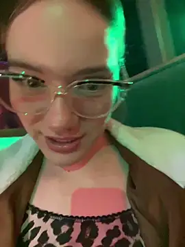 NicoleCut online show from 19, 10, 2025