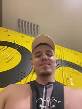 Snapshot of adam-rivera chatting on 3, 1, 2025 adam-rivera online show from 3, 1, 2025