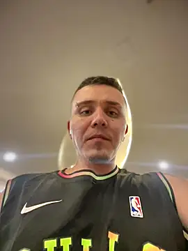 Snapshot of adam-rivera chatting on 4, 10, 2025 adam-rivera online show from 4, 10, 2025