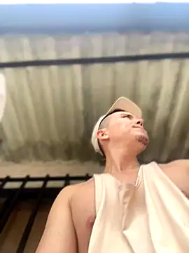 Snapshot of adam-rivera chatting on 10, 10, 2025 adam-rivera online show from 10, 10, 2025