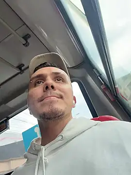 Snapshot of adam-rivera chatting on 3, 3, 2026 adam-rivera online show from 3, 3, 2026