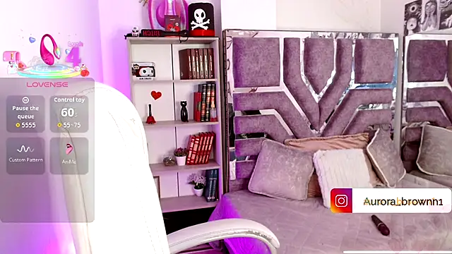 Snapshot of Aurora_Brownn chatting on 14, 11, 2025 Aurora Brownn online show from 14, 11, 2025