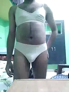 Snapshot of KUKU69XX chatting on 18, 12, 2024 KUKU69XX online show from 18, 12, 2024