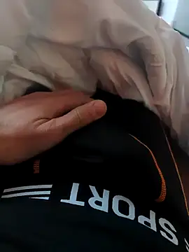 Snapshot of ariel-rick chatting on 23, 12, 2024 ariel-rick online show from 23, 12, 2024