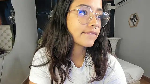 Ariana Pierce online show from 22, 12, 2024