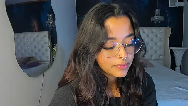 Ariana Pierce online show from 23, 12, 2024