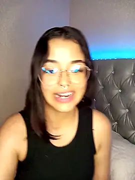 Ariana Pierce online show from 7, 1, 2025