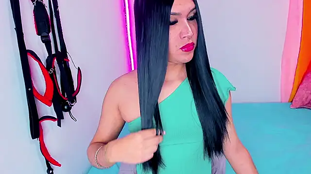 Snapshot of Candace_Queen chatting on 3, 11, 2025 Candace Queen online show from 3, 11, 2025