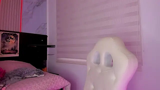 misscheelsee online show from 17, 2, 2025