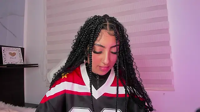 misscheelsee online show from 22, 2, 2025