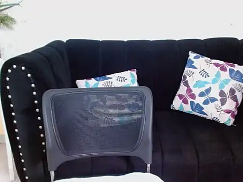 ximena bunny online show from 4, 2, 2025