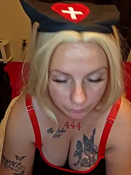 Snapshot of PeakabumPromo chatting on 1, 11, 2025 PeakabumPromo online show from 1, 11, 2025