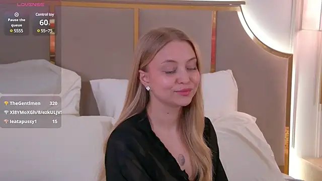 Snapshot of DorisHell chatting on 12, 1, 2025 DorisHell online show from 12, 1, 2025