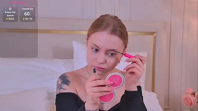 Snapshot of DorisHell chatting on 18, 3, 2025 DorisHell online show from 18, 3, 2025