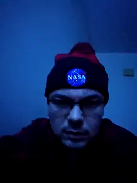 Snapshot of cmichaelxxx chatting on 17, 12, 2024 cmichaelxxx online show from 17, 12, 2024