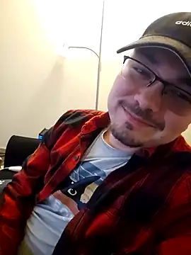 Snapshot of cmichaelxxx chatting on 11, 1, 2025 cmichaelxxx online show from 11, 1, 2025