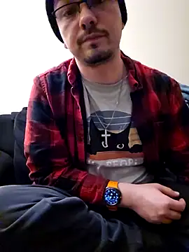 Snapshot of cmichaelxxx chatting on 18, 1, 2025 cmichaelxxx online show from 18, 1, 2025